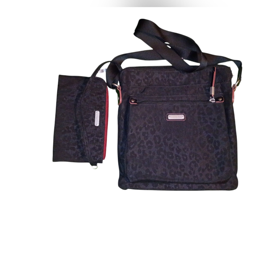 Baggallini Stylish Leopard Black Crossbody Bag W/Matching Coin Purse Nwot